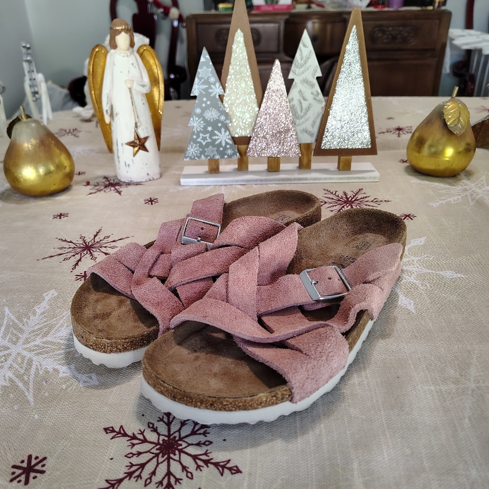 Birkenstock Suede Lugano in rose. Size 39 EU